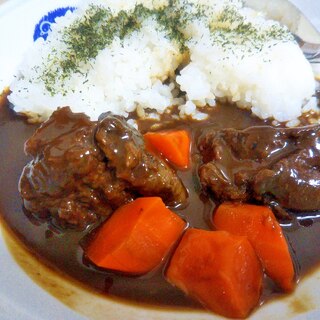 ビーフハンバーグで人参こくカレー